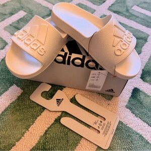 NIB Adidas Adilette slides, off white size women’s 7/Men’s 6